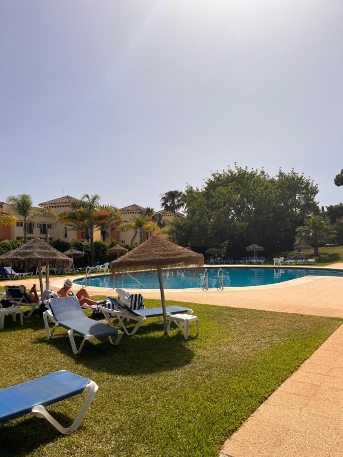 Vistas Al Mar Marbella Del Este Bagian luar foto